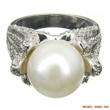 長潤首飾制品廠 匠心打造R0660 S01戒指，金銀珠寶與玉器的完美交融